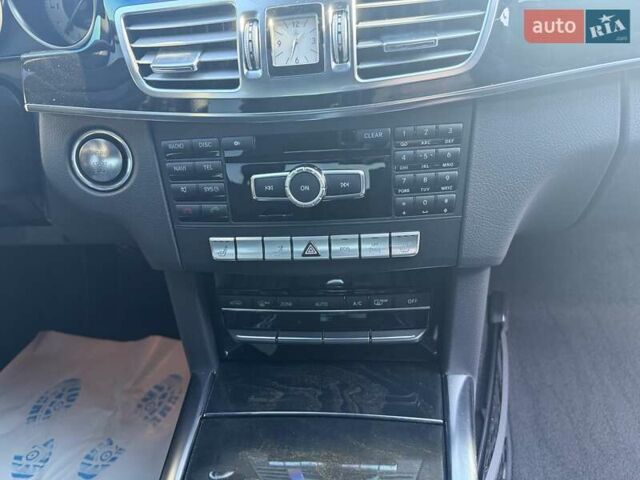 Черный Мерседес Е-Класс, объемом двигателя 1.99 л и пробегом 111 тыс. км за 22500 $, фото 19 на Automoto.ua