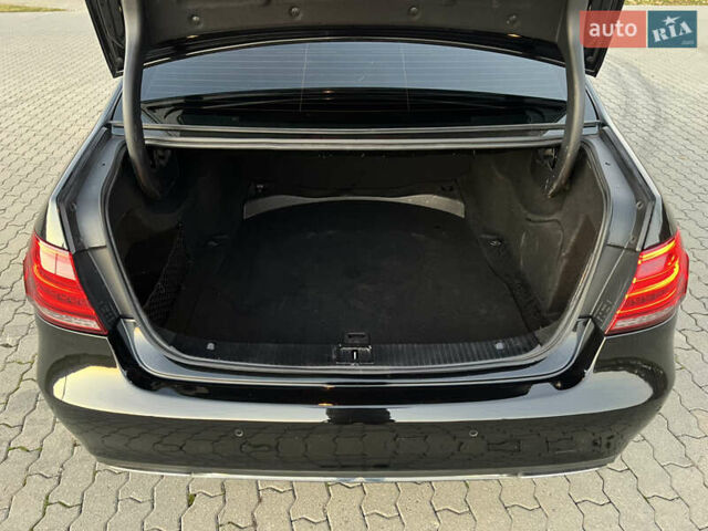 Черный Мерседес Е-Класс, объемом двигателя 2.2 л и пробегом 257 тыс. км за 19500 $, фото 38 на Automoto.ua