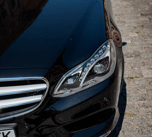 Черный Мерседес Е-Класс, объемом двигателя 3 л и пробегом 172 тыс. км за 23999 $, фото 6 на Automoto.ua