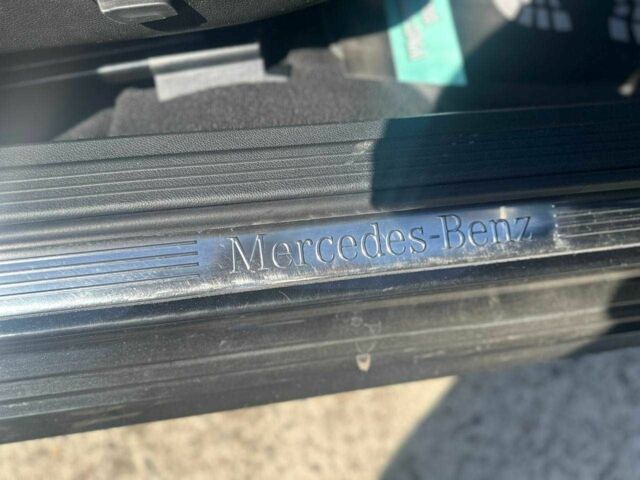 Черный Мерседес Е-Класс, объемом двигателя 2.2 л и пробегом 250 тыс. км за 18500 $, фото 22 на Automoto.ua