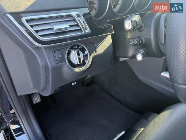 Черный Мерседес Е-Класс, объемом двигателя 1.99 л и пробегом 111 тыс. км за 22500 $, фото 21 на Automoto.ua