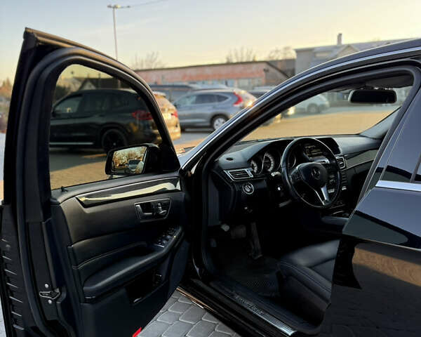 Чорний Мерседес Е-Клас, об'ємом двигуна 2.14 л та пробігом 258 тис. км за 19700 $, фото 7 на Automoto.ua