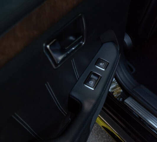 Черный Мерседес Е-Класс, объемом двигателя 3 л и пробегом 172 тыс. км за 23999 $, фото 40 на Automoto.ua