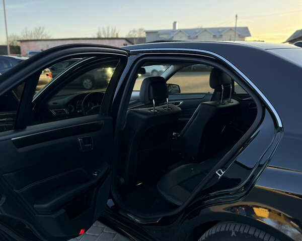 Чорний Мерседес Е-Клас, об'ємом двигуна 2.14 л та пробігом 258 тис. км за 19700 $, фото 15 на Automoto.ua