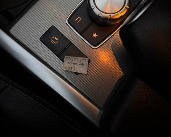 Мерседес Е-Клас 2014 у Городенке на Automoto.ua Чорний Мерседес Е-Клас, об'ємом двигуна 2.14 л та пробігом 332 тис. км за 20200 $, фото 33 на Automoto.ua