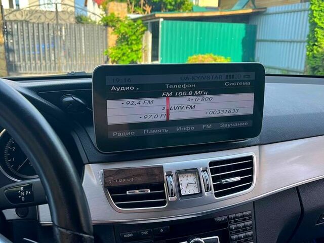 Чорний Мерседес Е-Клас, об'ємом двигуна 2 л та пробігом 404 тис. км за 14000 $, фото 7 на Automoto.ua