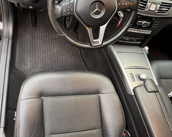 Мерседес Е-Клас 2014 у Городенке на Automoto.ua Чорний Мерседес Е-Клас, об'ємом двигуна 2.14 л та пробігом 332 тис. км за 20200 $, фото 57 на Automoto.ua