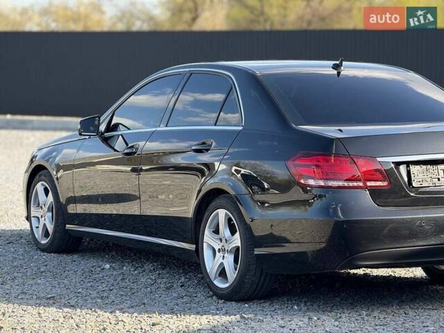 Черный Мерседес Е-Класс, объемом двигателя 3 л и пробегом 237 тыс. км за 22500 $, фото 5 на Automoto.ua