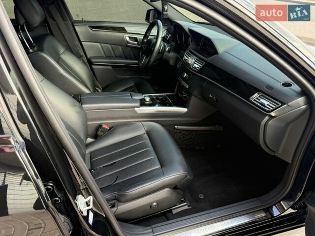 Чорний Мерседес Е-Клас, об'ємом двигуна 2.14 л та пробігом 253 тис. км за 18900 $, фото 33 на Automoto.ua