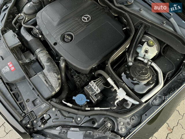 Черный Мерседес Е-Класс, объемом двигателя 2.2 л и пробегом 257 тыс. км за 19500 $, фото 41 на Automoto.ua