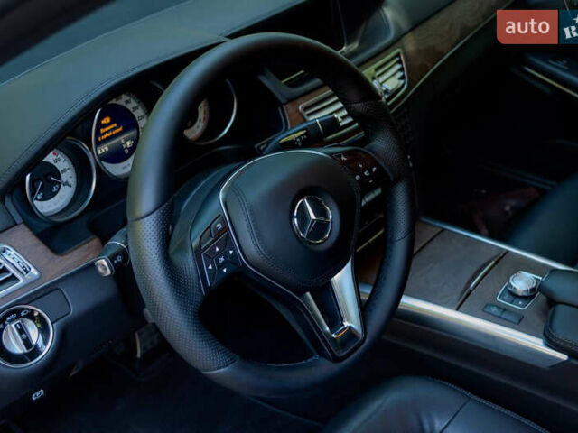 Черный Мерседес Е-Класс, объемом двигателя 3 л и пробегом 172 тыс. км за 23999 $, фото 51 на Automoto.ua