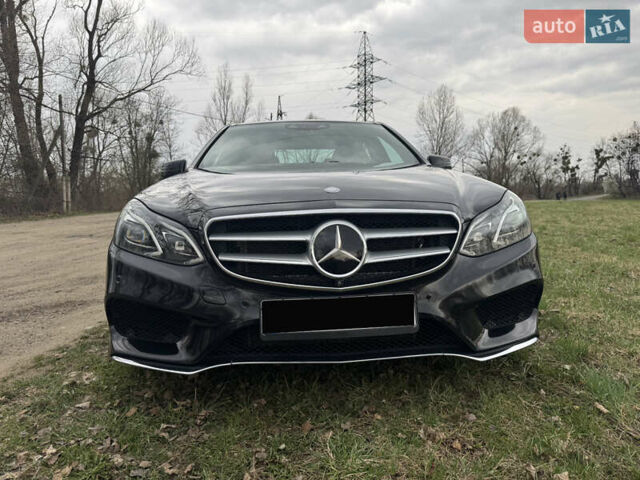 Черный Мерседес Е-Класс, объемом двигателя 3 л и пробегом 124 тыс. км за 22000 $, фото 1 на Automoto.ua