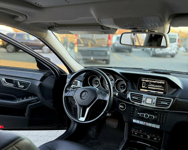 Чорний Мерседес Е-Клас, об'ємом двигуна 2.14 л та пробігом 258 тис. км за 19700 $, фото 11 на Automoto.ua