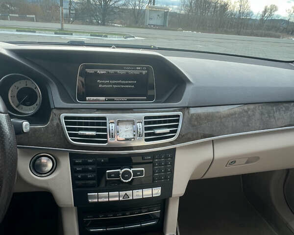 Чорний Мерседес Е-Клас, об'ємом двигуна 2.2 л та пробігом 155 тис. км за 21500 $, фото 21 на Automoto.ua