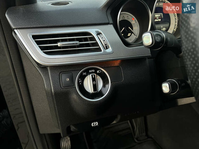 Черный Мерседес Е-Класс, объемом двигателя 2.2 л и пробегом 257 тыс. км за 19500 $, фото 21 на Automoto.ua