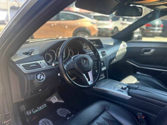 Черный Мерседес Е-Класс, объемом двигателя 2.2 л и пробегом 250 тыс. км за 18500 $, фото 8 на Automoto.ua