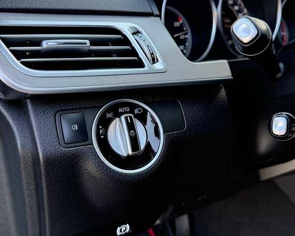 Черный Мерседес Е-Класс, объемом двигателя 3 л и пробегом 237 тыс. км за 22500 $, фото 14 на Automoto.ua