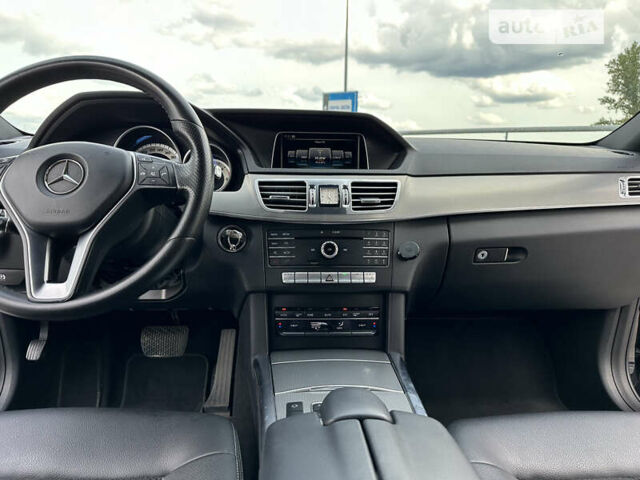 Чорний Мерседес Е-Клас, об'ємом двигуна 2.2 л та пробігом 356 тис. км за 17500 $, фото 58 на Automoto.ua