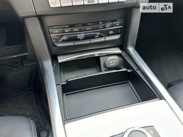 Чорний Мерседес Е-Клас, об'ємом двигуна 2.2 л та пробігом 356 тис. км за 17500 $, фото 44 на Automoto.ua