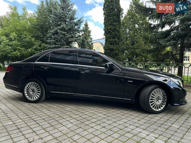 Черный Мерседес Е-Класс, объемом двигателя 2.1 л и пробегом 277 тыс. км за 19000 $, фото 3 на Automoto.ua
