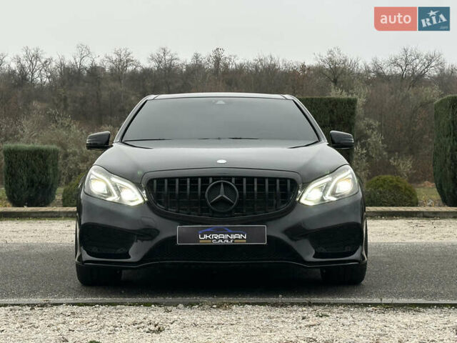 Черный Мерседес Е-Класс, объемом двигателя 3 л и пробегом 156 тыс. км за 23500 $, фото 4 на Automoto.ua