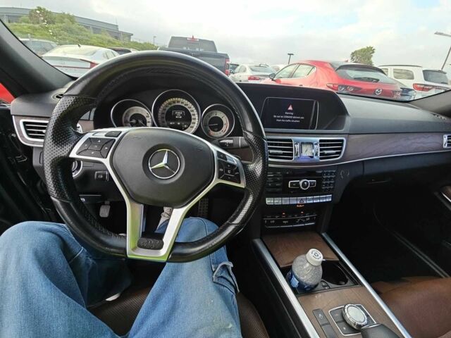 Черный Мерседес Е-Класс, объемом двигателя 2.1 л и пробегом 82 тыс. км за 4300 $, фото 5 на Automoto.ua