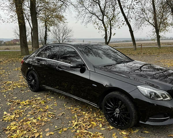 Черный Мерседес Е-Класс, объемом двигателя 2.14 л и пробегом 267 тыс. км за 18500 $, фото 4 на Automoto.ua