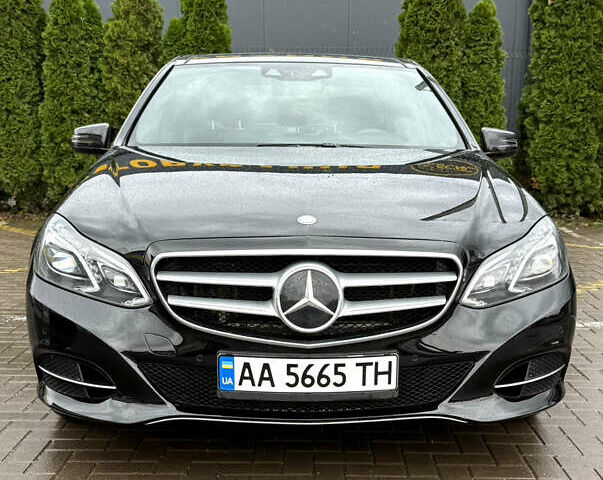 Чорний Мерседес Е-Клас, об'ємом двигуна 1.99 л та пробігом 211 тис. км за 19500 $, фото 1 на Automoto.ua