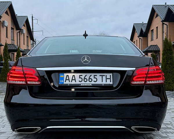 Чорний Мерседес Е-Клас, об'ємом двигуна 1.99 л та пробігом 211 тис. км за 18500 $, фото 5 на Automoto.ua