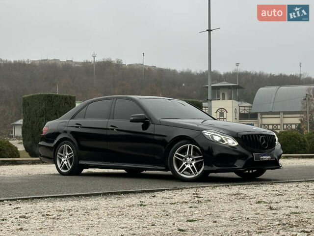 Черный Мерседес Е-Класс, объемом двигателя 3 л и пробегом 156 тыс. км за 23500 $, фото 3 на Automoto.ua