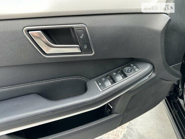 Чорний Мерседес Е-Клас, об'ємом двигуна 2.2 л та пробігом 356 тис. км за 17500 $, фото 30 на Automoto.ua