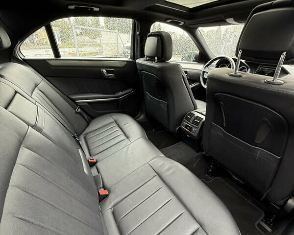 Чорний Мерседес Е-Клас, об'ємом двигуна 1.99 л та пробігом 211 тис. км за 19500 $, фото 25 на Automoto.ua