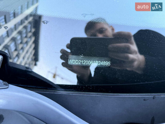 Черный Мерседес Е-Класс, объемом двигателя 2.2 л и пробегом 222 тыс. км за 15200 $, фото 21 на Automoto.ua