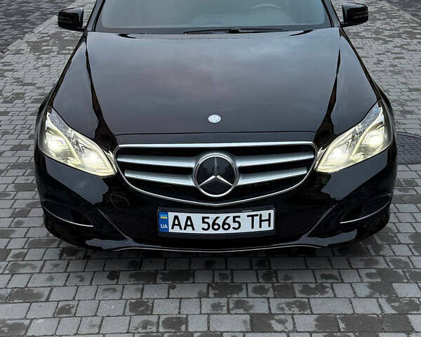 Чорний Мерседес Е-Клас, об'ємом двигуна 1.99 л та пробігом 211 тис. км за 18500 $, фото 3 на Automoto.ua