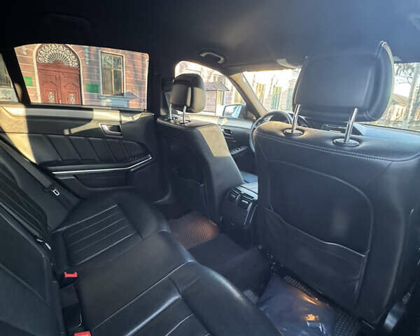 Черный Мерседес Е-Класс, объемом двигателя 2.14 л и пробегом 267 тыс. км за 17000 $, фото 10 на Automoto.ua