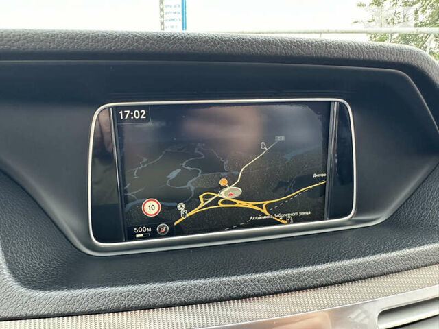 Чорний Мерседес Е-Клас, об'ємом двигуна 2.2 л та пробігом 356 тис. км за 17500 $, фото 41 на Automoto.ua