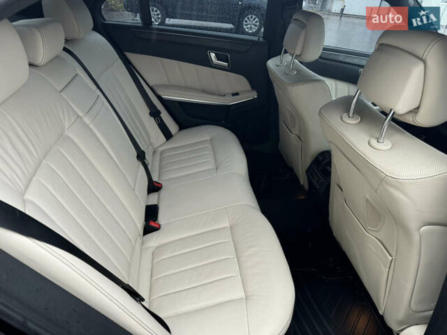 Черный Мерседес Е-Класс, объемом двигателя 2.14 л и пробегом 140 тыс. км за 11000 $, фото 15 на Automoto.ua