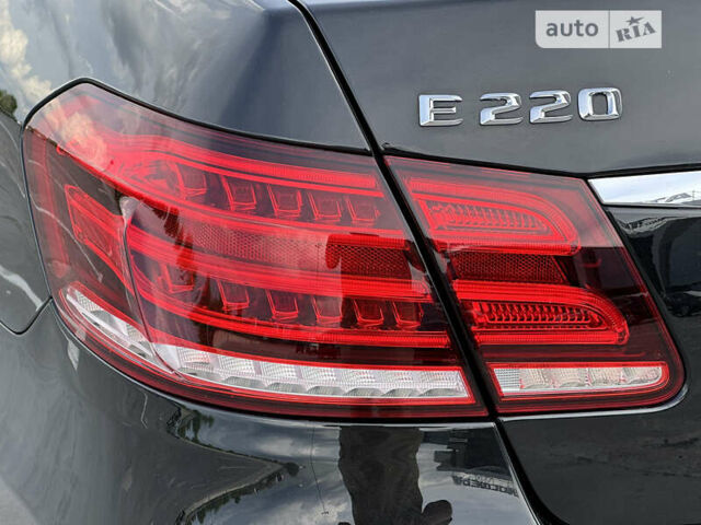 Чорний Мерседес Е-Клас, об'ємом двигуна 2.2 л та пробігом 356 тис. км за 17500 $, фото 26 на Automoto.ua