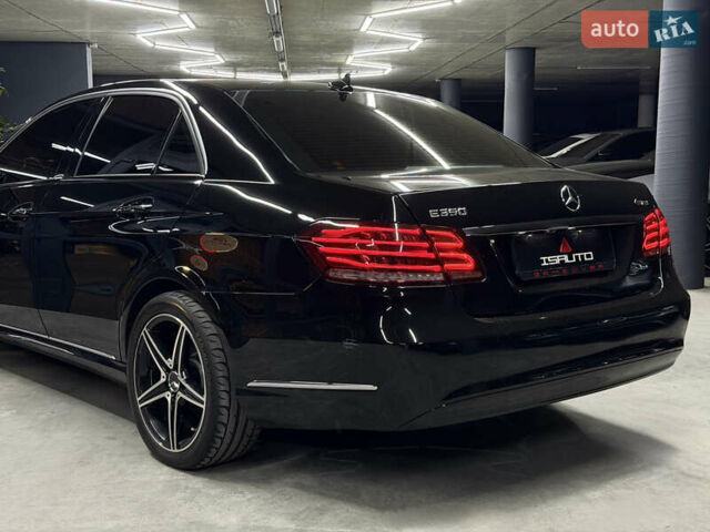 Черный Мерседес Е-Класс, объемом двигателя 3.5 л и пробегом 26 тыс. км за 20900 $, фото 13 на Automoto.ua
