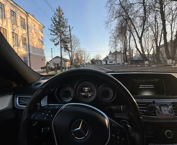 Черный Мерседес Е-Класс, объемом двигателя 2.14 л и пробегом 267 тыс. км за 17000 $, фото 27 на Automoto.ua