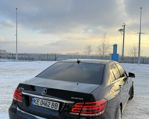 Черный Мерседес Е-Класс, объемом двигателя 2.14 л и пробегом 104 тыс. км за 23900 $, фото 11 на Automoto.ua