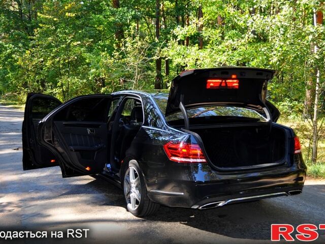 Черный Мерседес Е-Класс, объемом двигателя 2.1 л и пробегом 211 тыс. км за 19999 $, фото 8 на Automoto.ua