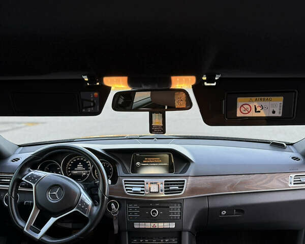 Черный Мерседес Е-Класс, объемом двигателя 2 л и пробегом 306 тыс. км за 12800 $, фото 7 на Automoto.ua