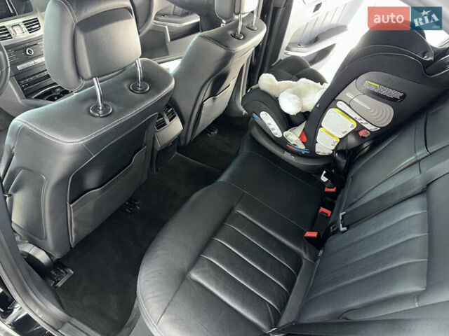 Чорний Мерседес Е-Клас, об'ємом двигуна 2.2 л та пробігом 225 тис. км за 18000 $, фото 5 на Automoto.ua