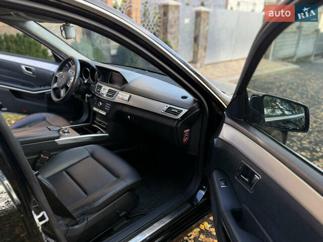 Черный Мерседес Е-Класс, объемом двигателя 2.2 л и пробегом 210 тыс. км за 15900 $, фото 15 на Automoto.ua