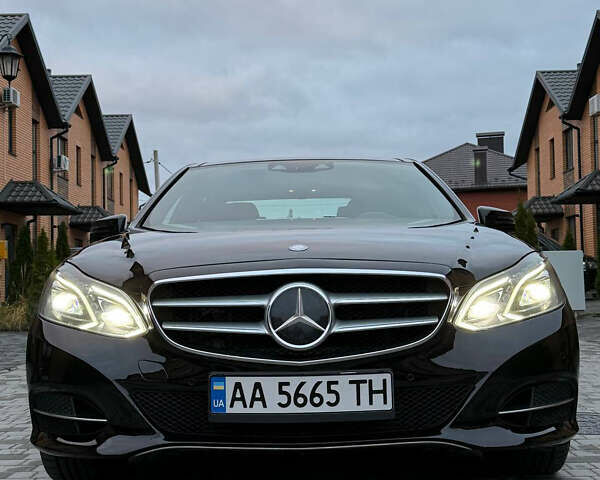 Чорний Мерседес Е-Клас, об'ємом двигуна 1.99 л та пробігом 211 тис. км за 18500 $, фото 1 на Automoto.ua