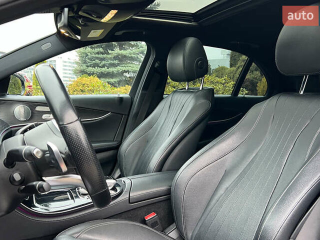 Черный Мерседес Е-Класс, объемом двигателя 1.99 л и пробегом 102 тыс. км за 23300 $, фото 8 на Automoto.ua