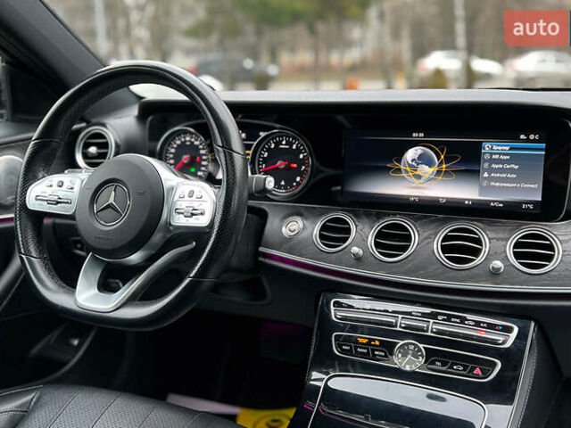 Черный Мерседес Е-Класс, объемом двигателя 1.99 л и пробегом 102 тыс. км за 23300 $, фото 23 на Automoto.ua