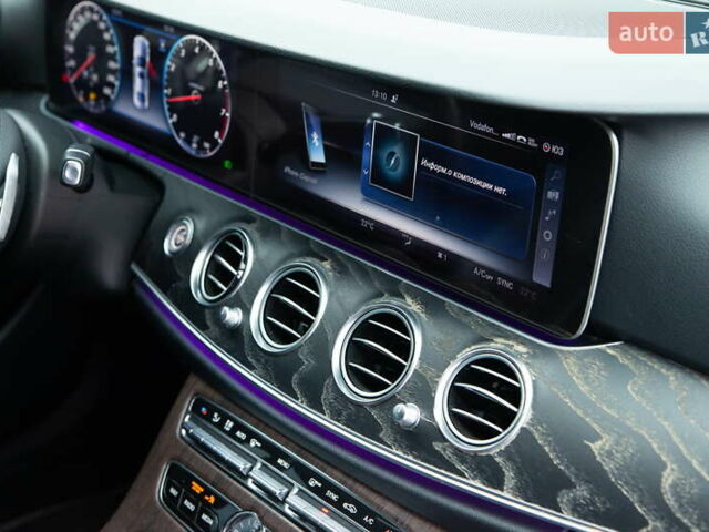 Черный Мерседес Е-Класс, объемом двигателя 2 л и пробегом 184 тыс. км за 26300 $, фото 29 на Automoto.ua