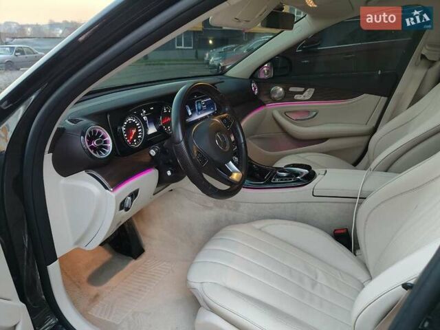 Черный Мерседес Е-Класс, объемом двигателя 1.95 л и пробегом 196 тыс. км за 27500 $, фото 29 на Automoto.ua